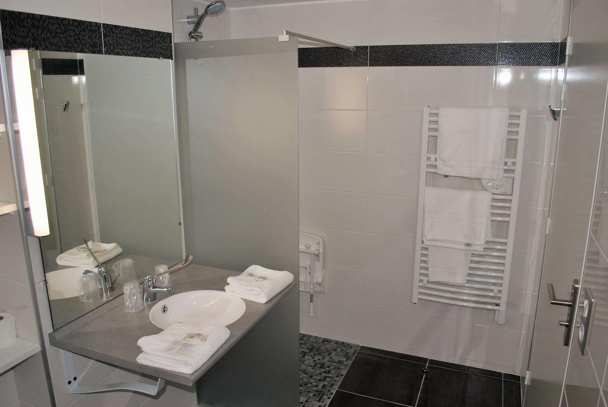 Hotel Le Relais Des Champs Eugenie-les-Bains Eksteriør bilde