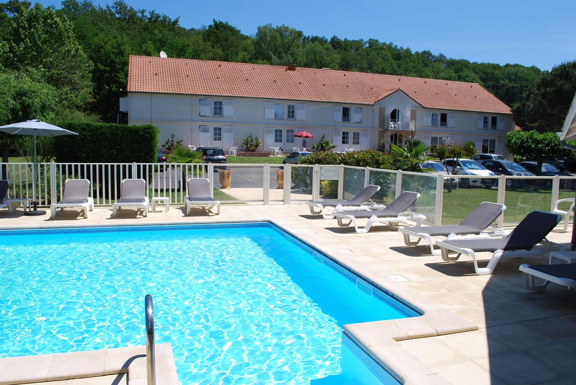 Hotel Le Relais Des Champs Eugenie-les-Bains Eksteriør bilde